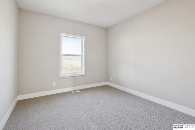 18410 Sycamore Drive, Gretna, NE 68028