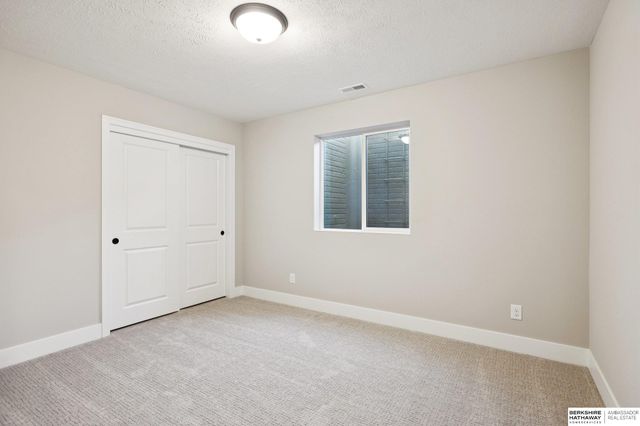 18410 Sycamore Drive, Gretna, NE 68028