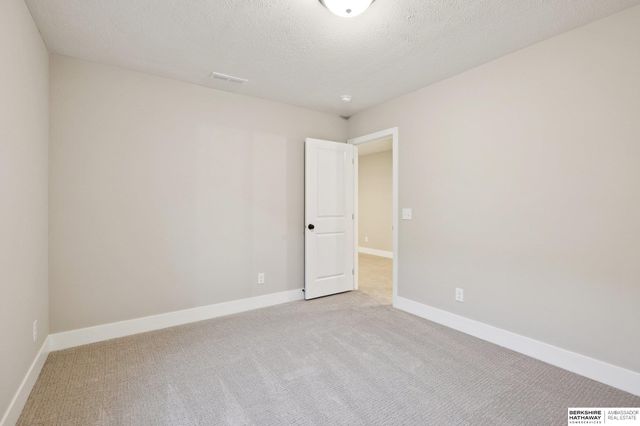 18410 Sycamore Drive, Gretna, NE 68028