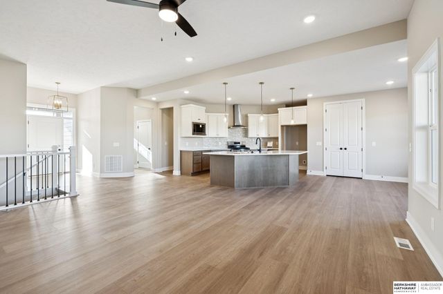 18410 Sycamore Drive, Gretna, NE 68028