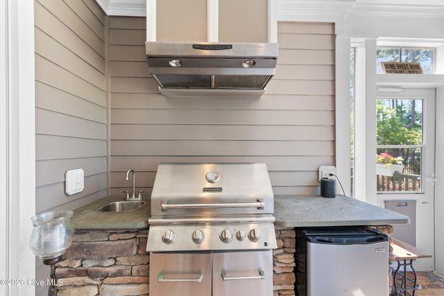 2738 Oak Forest Drive, Southport, NC 28461
