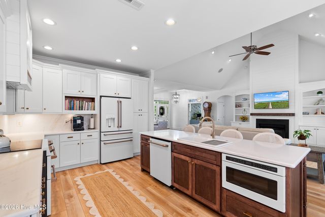 2738 Oak Forest Drive, Southport, NC 28461