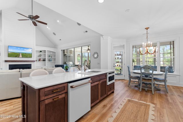 2738 Oak Forest Drive, Southport, NC 28461