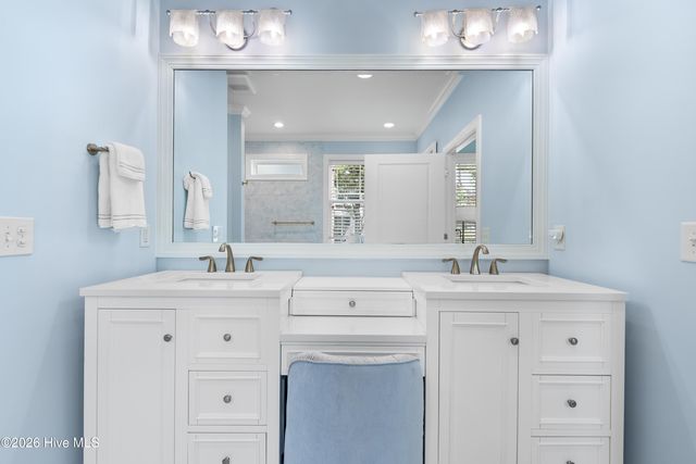 2738 Oak Forest Drive, Southport, NC 28461