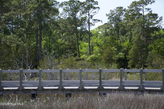 2738 Oak Forest Drive, Southport, NC 28461