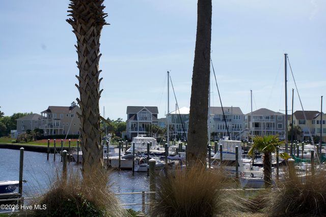 2738 Oak Forest Drive, Southport, NC 28461