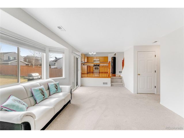 11589 River Run Cir, Commerce City, CO 80640