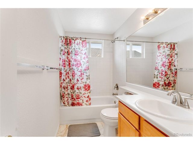 11589 River Run Cir, Commerce City, CO 80640