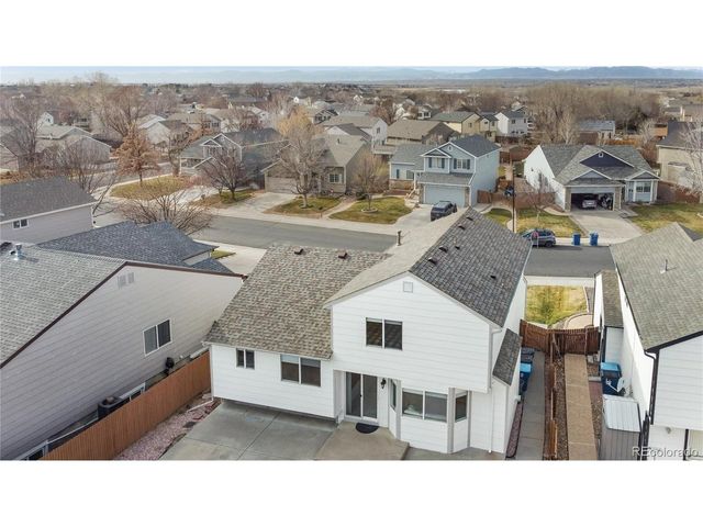 11589 River Run Cir, Commerce City, CO 80640