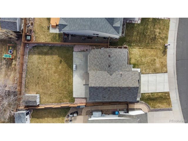 11589 River Run Cir, Commerce City, CO 80640