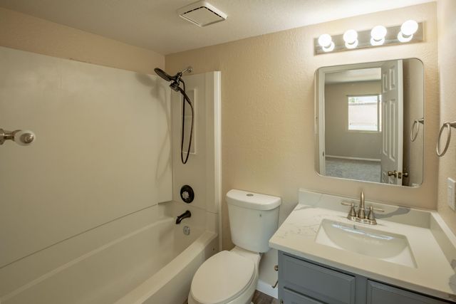 3301 Monroe Street NE UNIT K113, Albuquerque, NM 87110