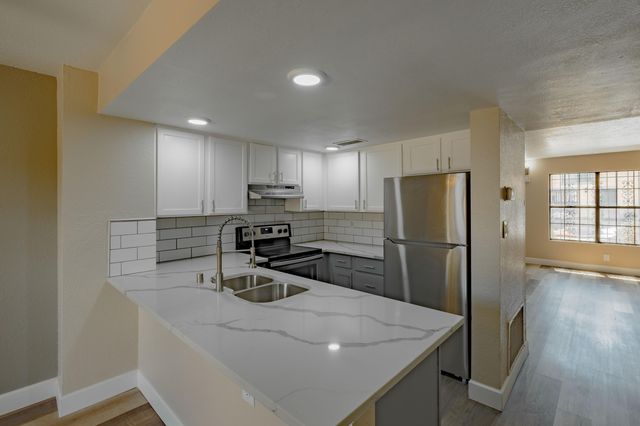 3301 Monroe Street NE UNIT K113, Albuquerque, NM 87110