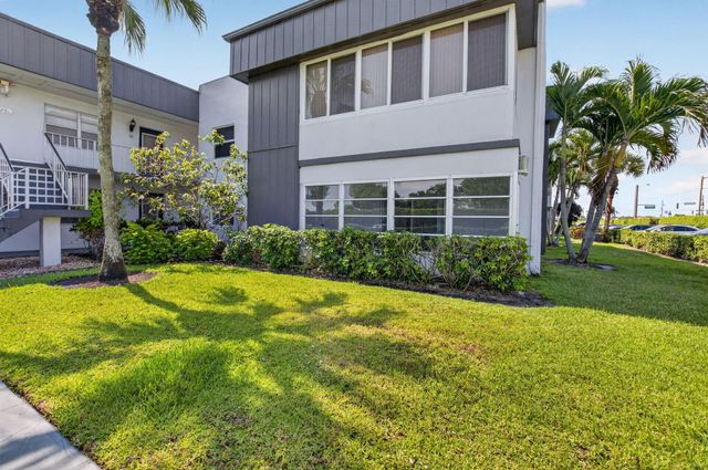 22 Normandy A, Delray Beach, FL 33484
