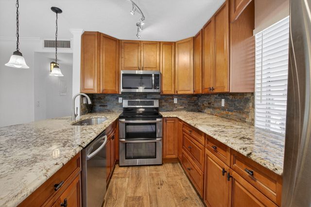 22 Normandy A, Delray Beach, FL 33484