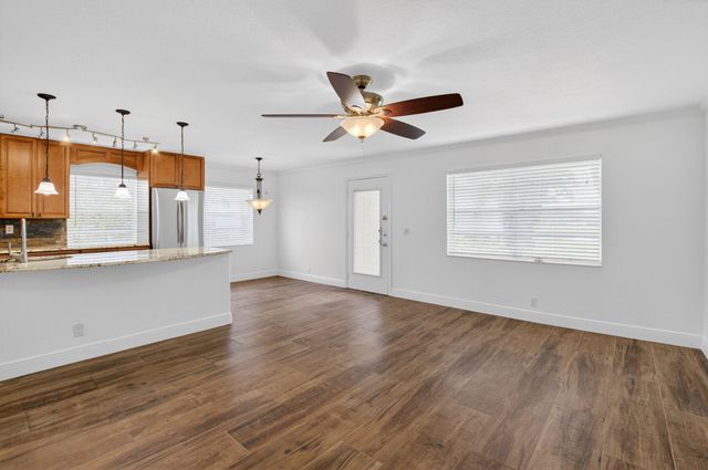 22 Normandy A, Delray Beach, FL 33484