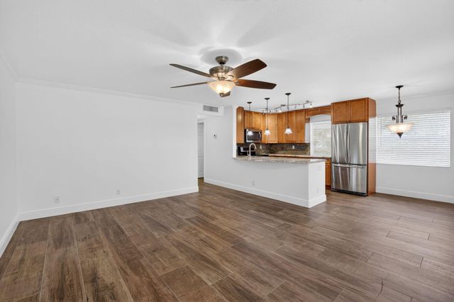 22 Normandy A, Delray Beach, FL 33484
