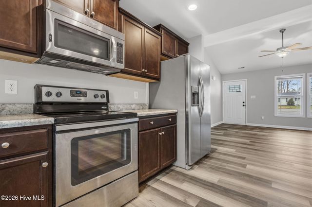 104 Cypress Court, Jacksonville, NC 28540