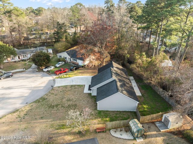 104 Cypress Court, Jacksonville, NC 28540