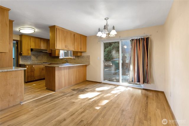 10406 55th Avenue S, Seattle, WA 98178