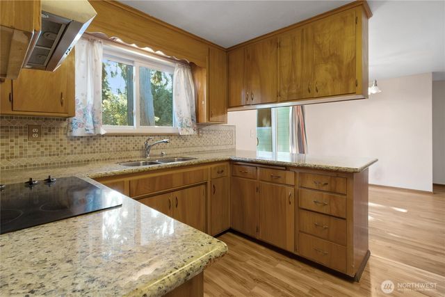 10406 55th Avenue S, Seattle, WA 98178
