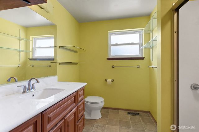 10406 55th Avenue S, Seattle, WA 98178