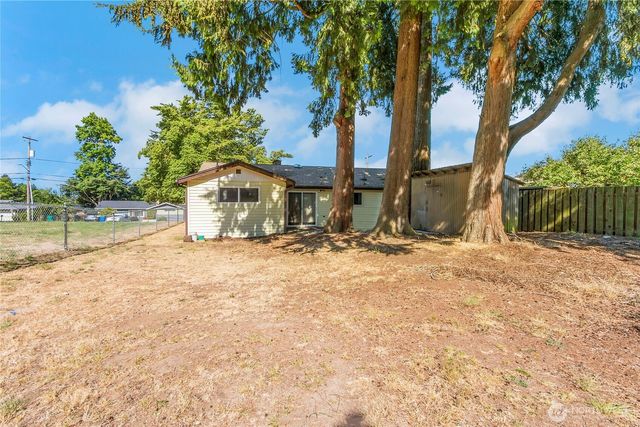 10406 55th Avenue S, Seattle, WA 98178