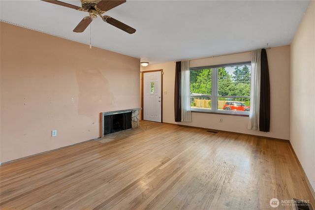 10406 55th Avenue S, Seattle, WA 98178