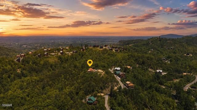 1981 Fox View Lane, Sevierville, TN 37876