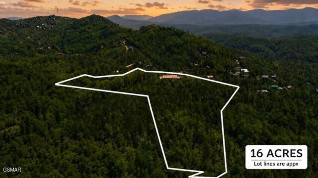 1981 Fox View Lane, Sevierville, TN 37876