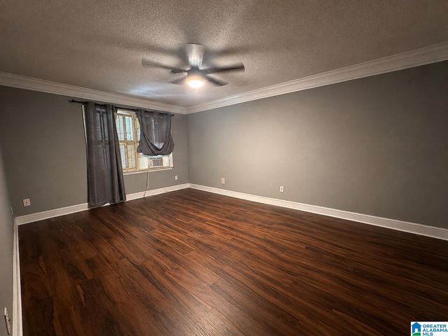 1982 CHANDALAR COURT, Pelham, AL 35124