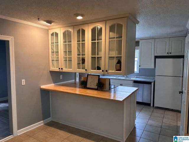 1982 CHANDALAR COURT, Pelham, AL 35124
