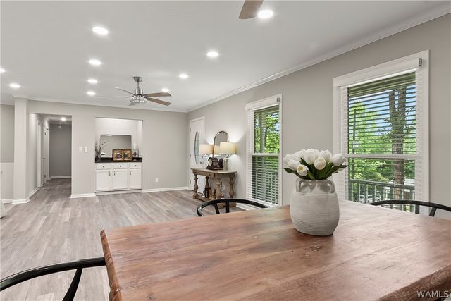 4320 Woodland Forrest, Tuscaloosa, AL 35405