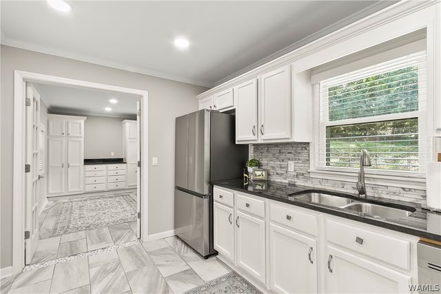 4320 Woodland Forrest, Tuscaloosa, AL 35405