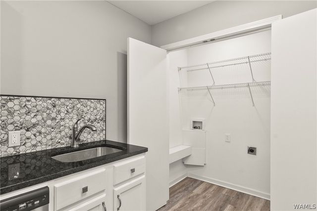 4320 Woodland Forrest, Tuscaloosa, AL 35405