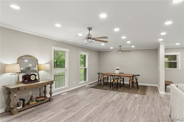 4320 Woodland Forrest, Tuscaloosa, AL 35405