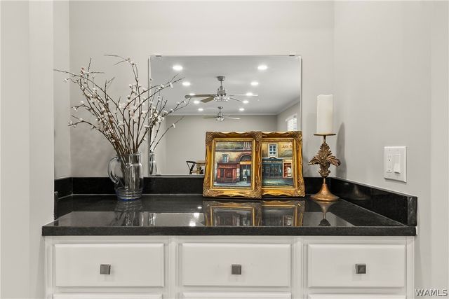 4320 Woodland Forrest, Tuscaloosa, AL 35405
