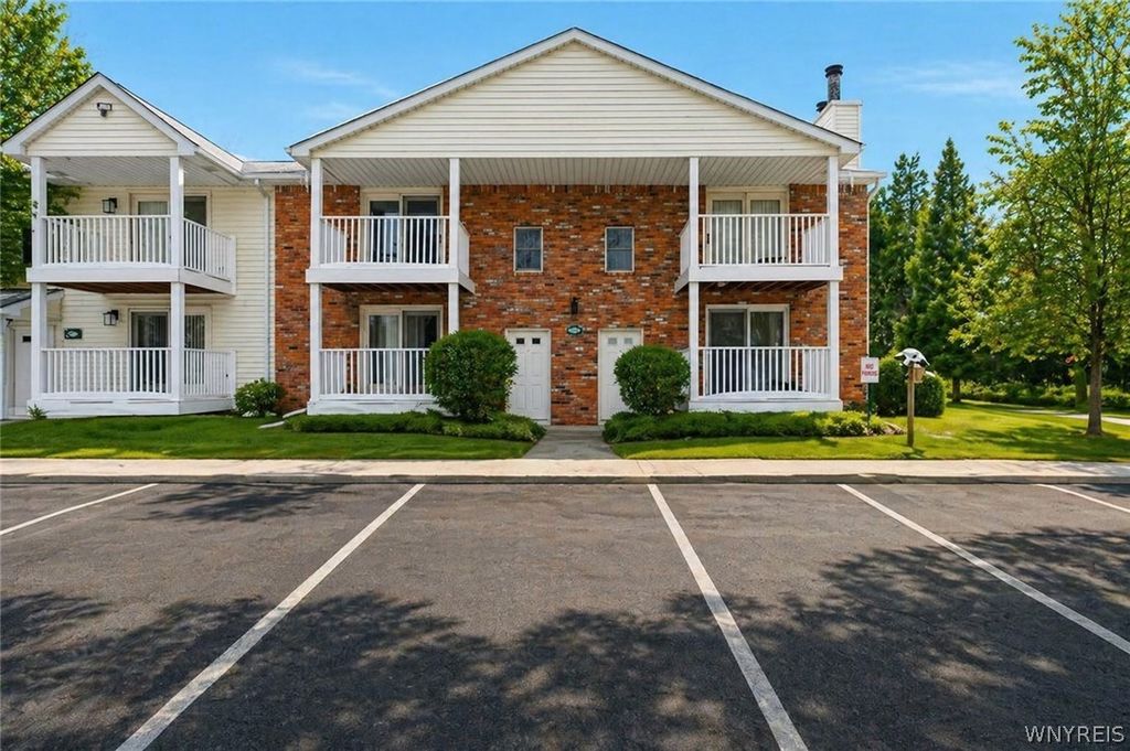 4623 Chestnut Ridge Road D, Amherst, NY 14228