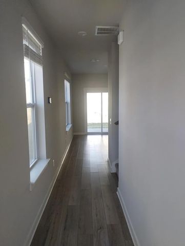 2147 Nectar Ln, Columbia, TN 38401