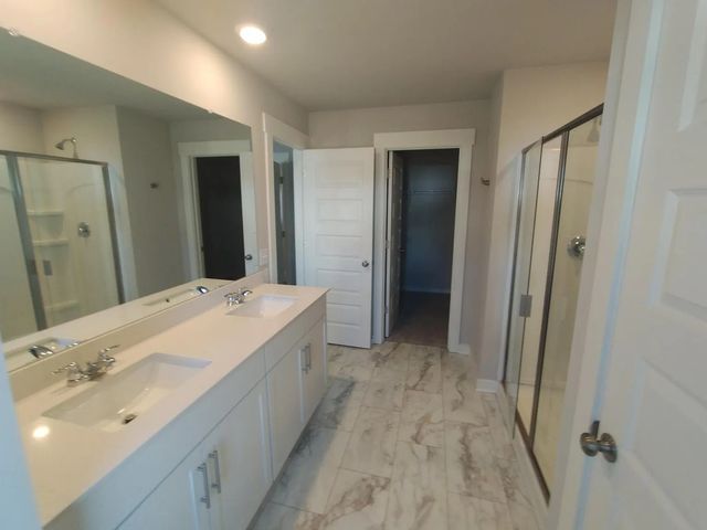 2147 Nectar Ln, Columbia, TN 38401