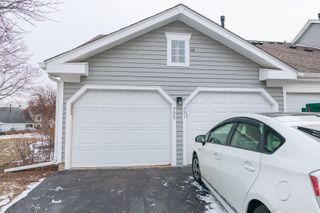 225 Thornapple Court 225, Buffalo Grove, IL 60089