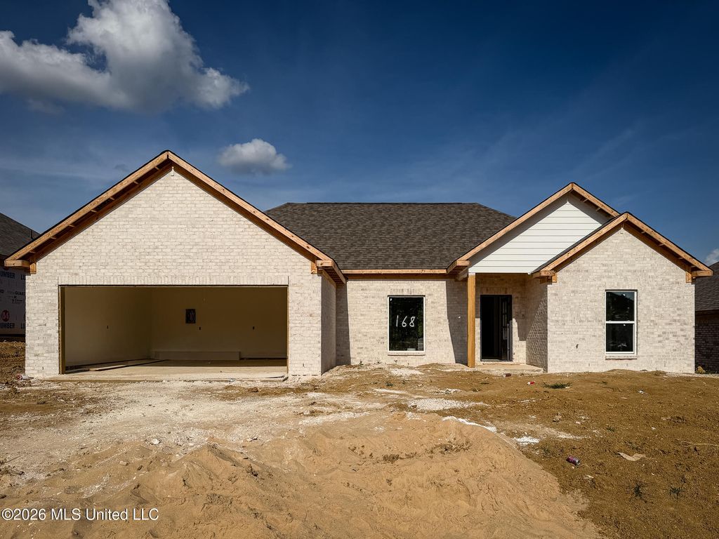 1302 Elderberry, Pearl, MS 39208