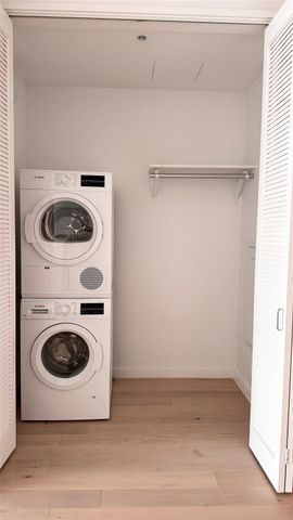 313 W 17th ST 1502, Austin, TX 78701