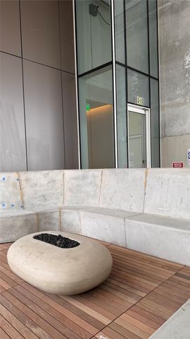 313 W 17th ST 1502, Austin, TX 78701