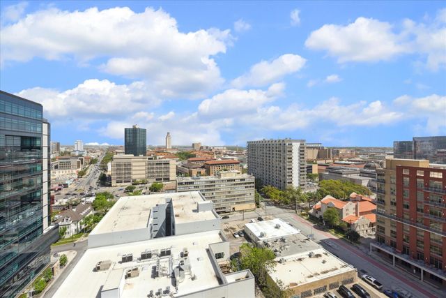313 W 17th ST 1502, Austin, TX 78701