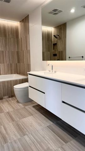 313 W 17th ST 1502, Austin, TX 78701