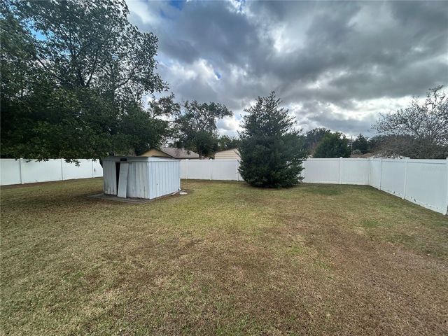 21570 SW RAINTREE STREET, Dunnellon, FL 34431