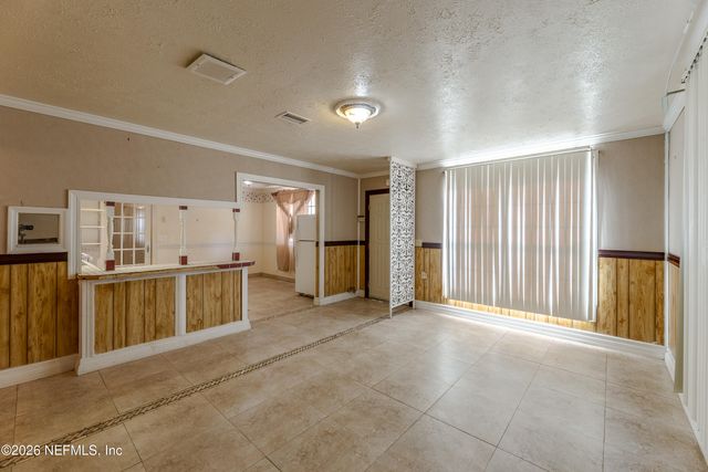 2649 SANDRA Lane, Jacksonville, FL 32208