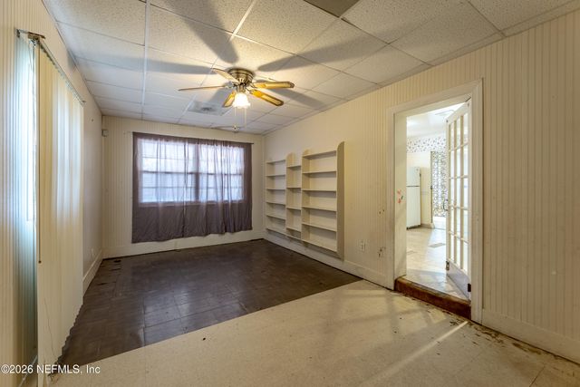 2649 SANDRA Lane, Jacksonville, FL 32208