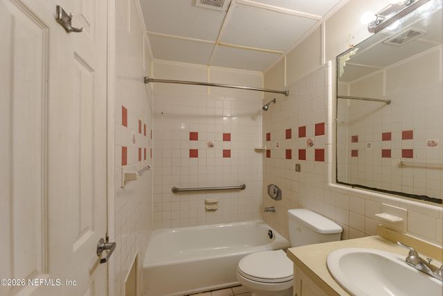 2649 SANDRA Lane, Jacksonville, FL 32208