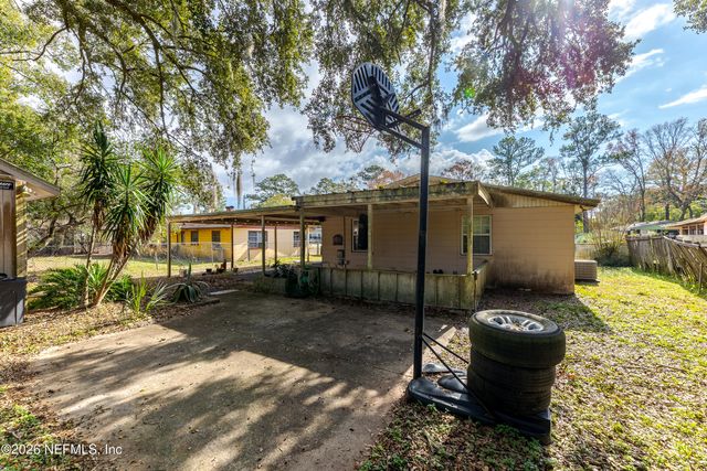 2649 SANDRA Lane, Jacksonville, FL 32208